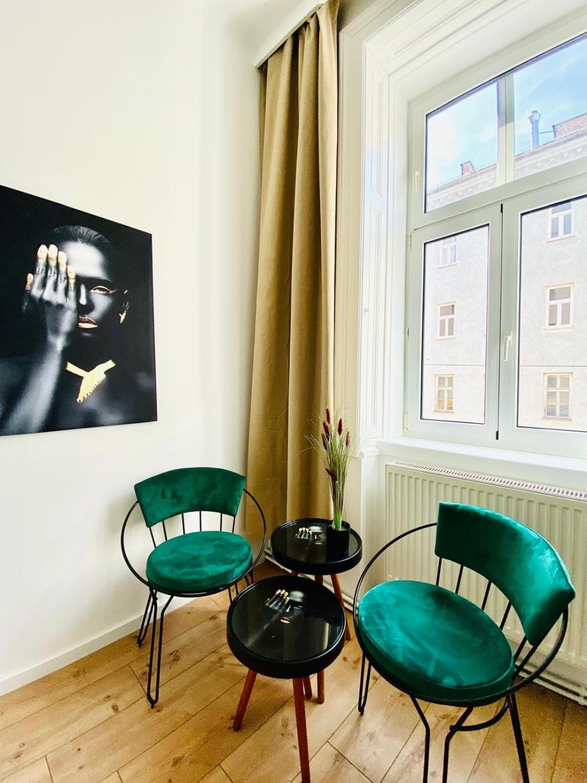 Apartment 8 Fully Equipped W Terrace Margareten