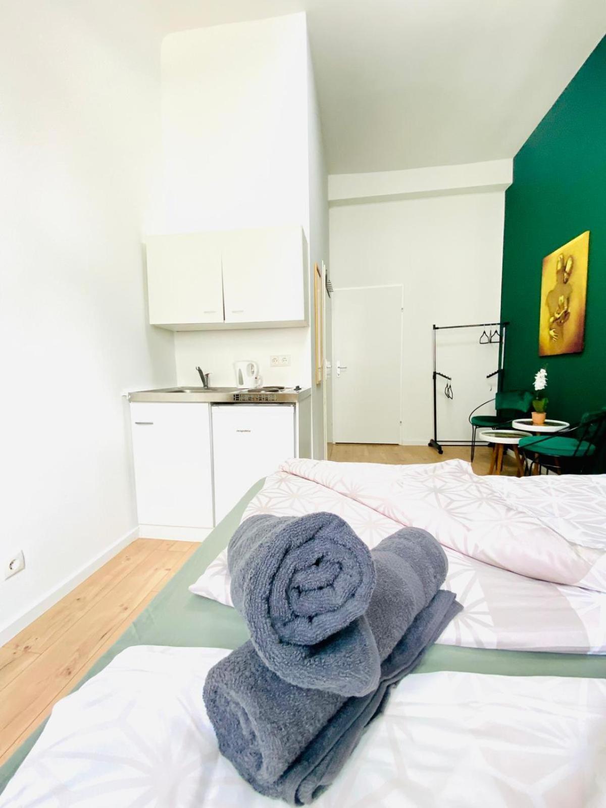 Apartment 8 Fully Equipped W Terrace Margareten *