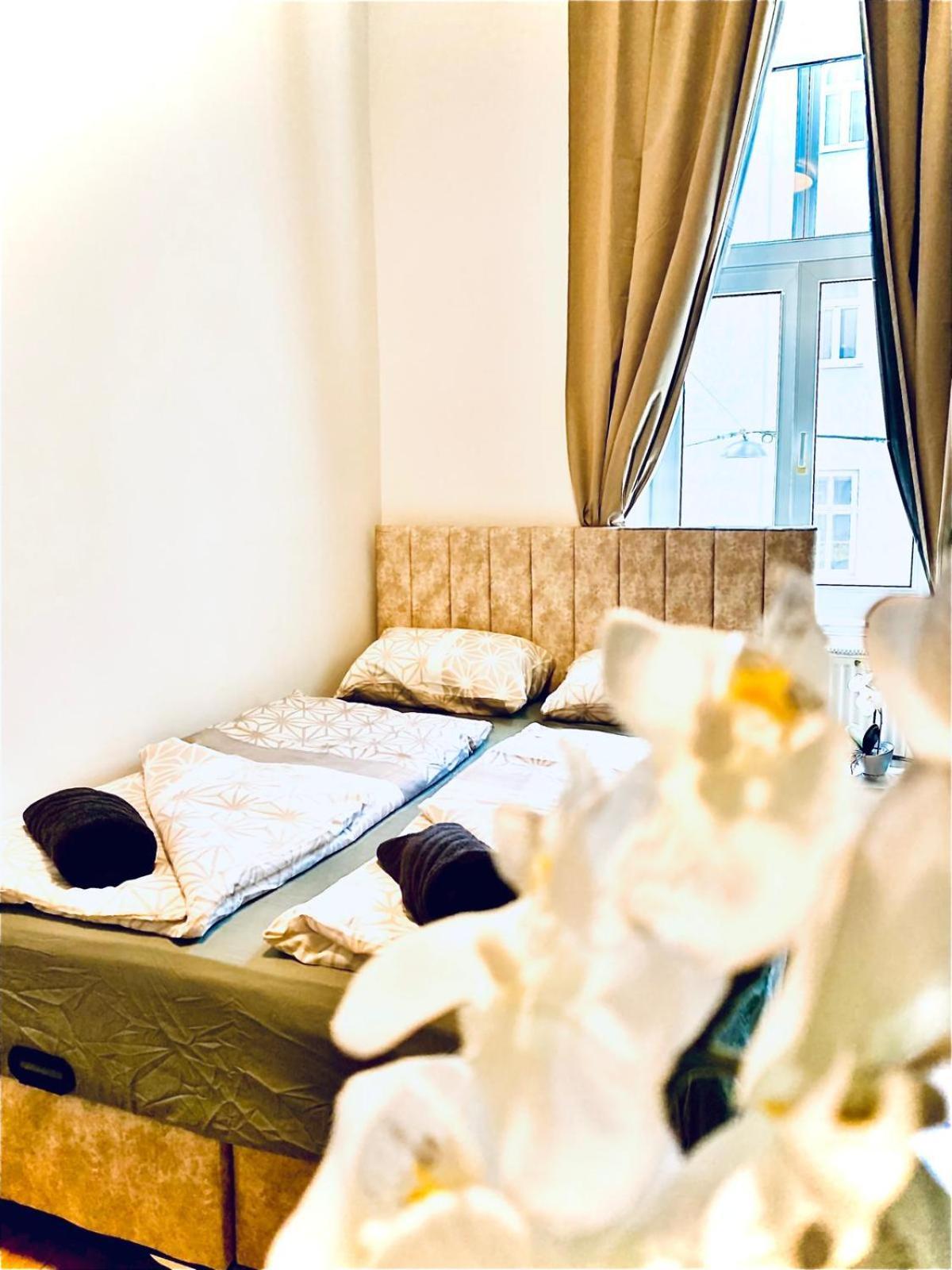 8 Fully Equipped W Terrace Margareten Apartment Wien