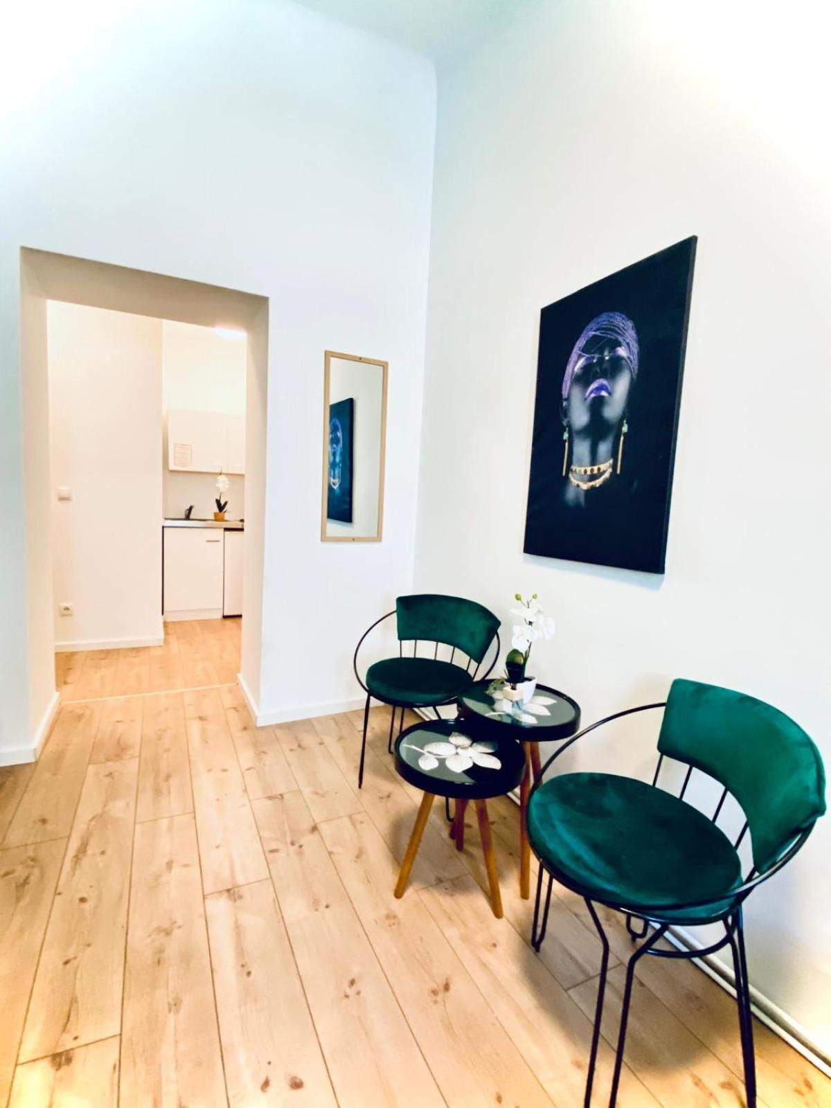 8 Fully Equipped W Terrace Margareten *